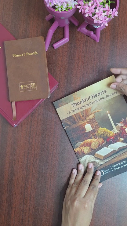 Thankful Hearts – A Thanksgiving Devotional Journey